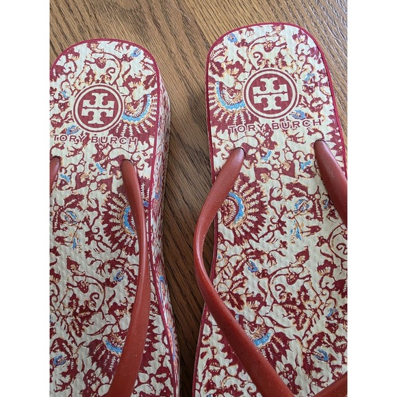 Tory Burch Thandie Wedge Flip Flop Rubber Hawaii Exclusive Print 8.5 - Picture 5 of 11